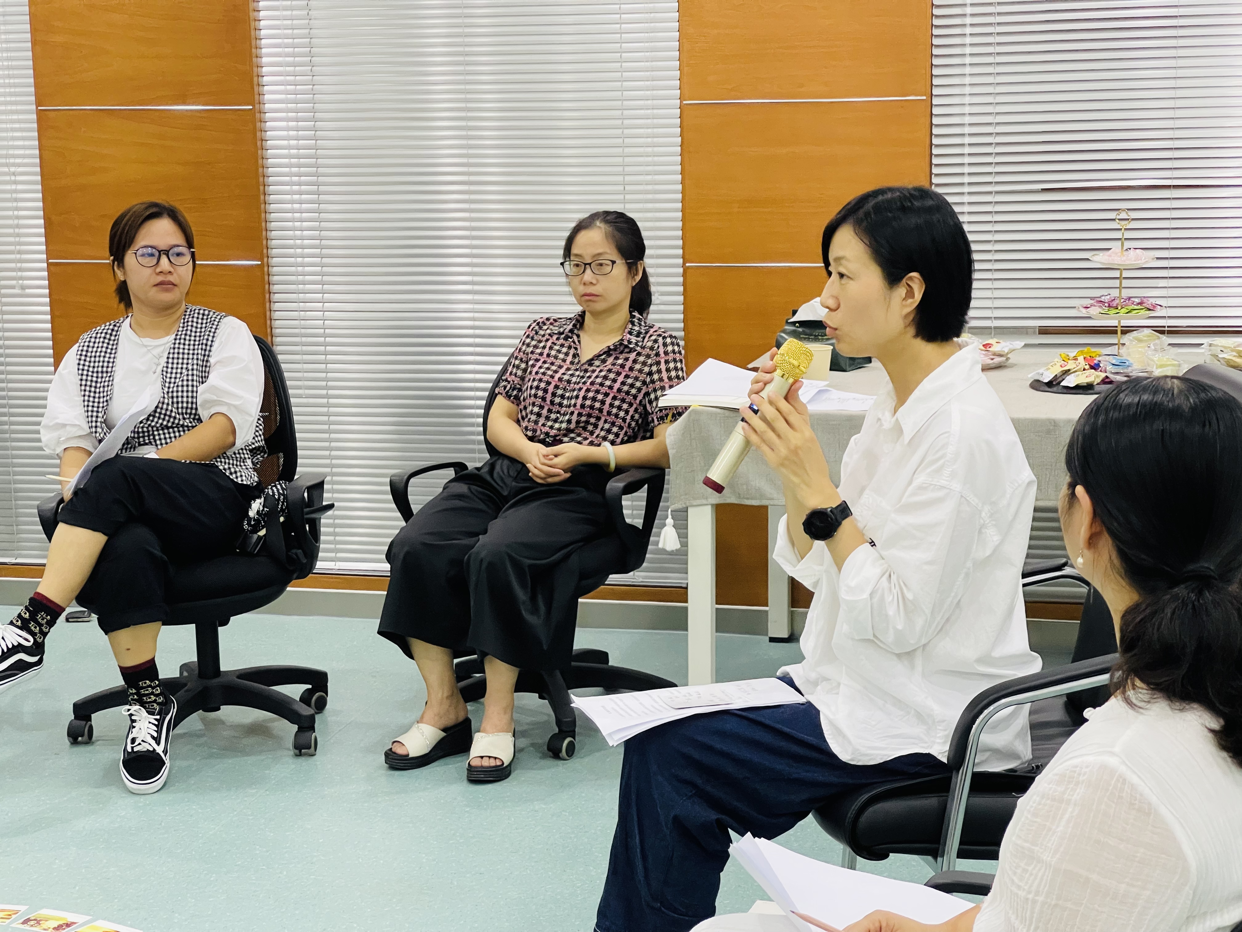 【蓝鲸快讯】宁波蓝鲸心理两店联动，宁海&象山分店读书会圆满收官